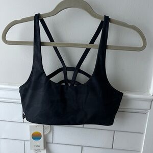 NWT Vuori Women's Black Camo Strappy Sports Bra